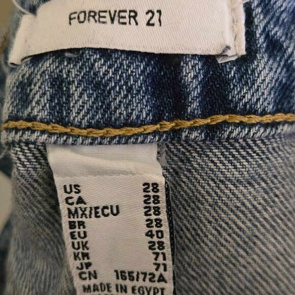 Forever 21 NWT Retro High Rise Distressed Jean Shorts Size 28 - Picture 5 of 6